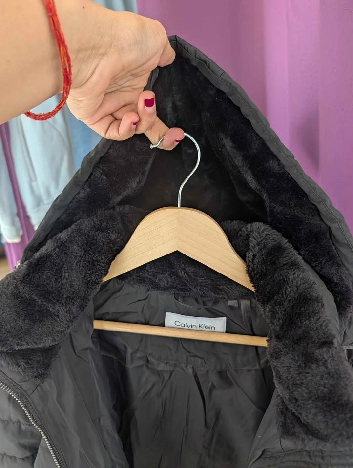 Calvin Klein Black Puffer Jacket Size M - photo 4
