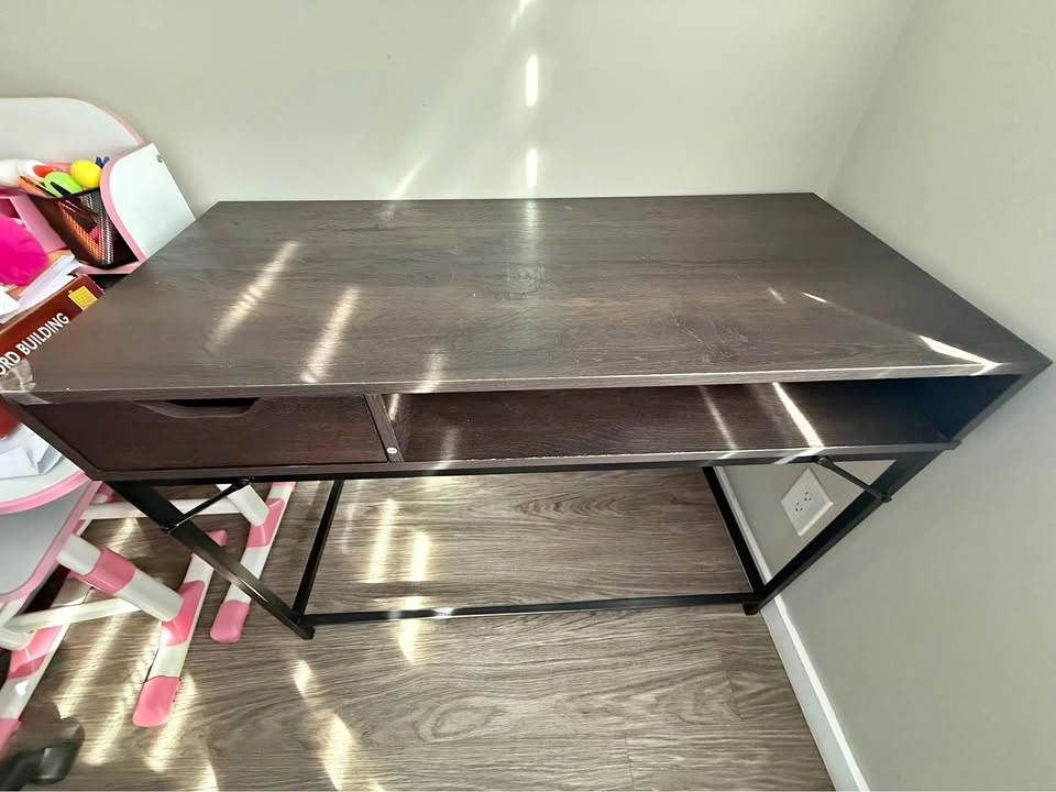 Writing desk