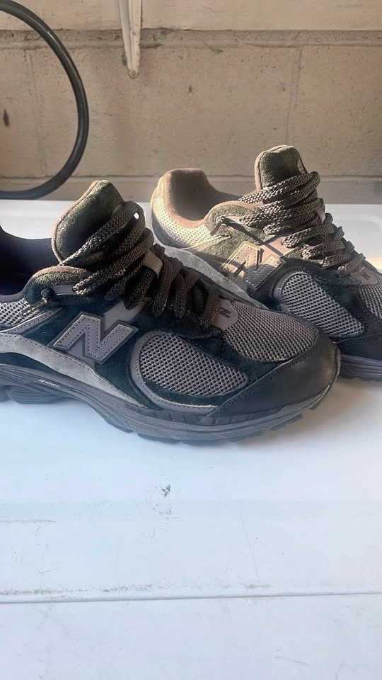 New Balance 2002R Black Dark Grey
