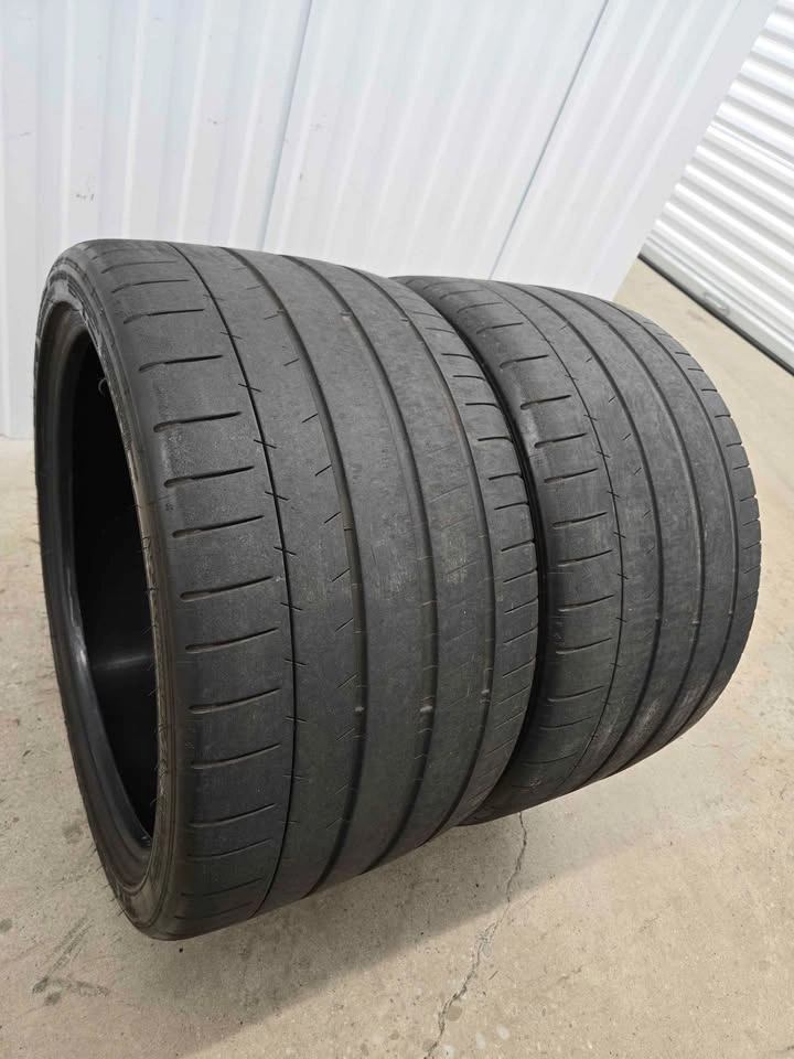 Michelin Pilot Super Sport Tires 285/30ZR19 - photo 2