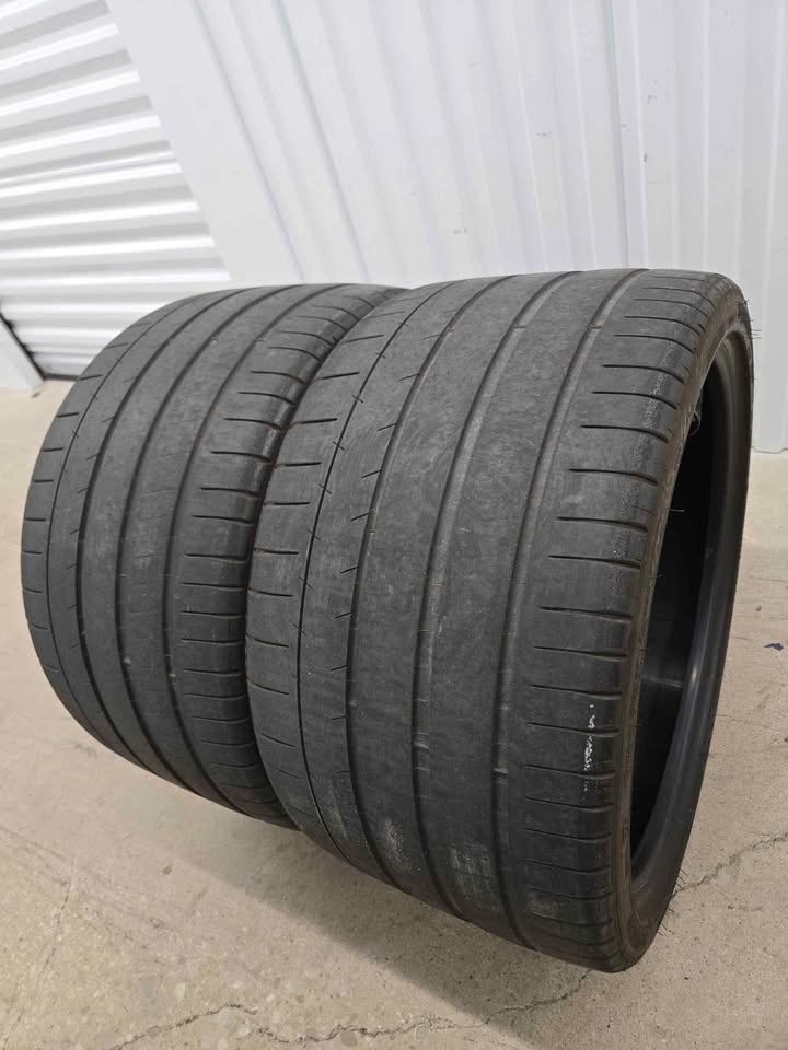 Michelin Pilot Super Sport Tires 285/30ZR19 - photo 3