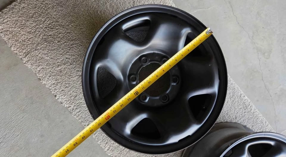Toyota 17" × 8" Rims - Set of 4 - photo 2