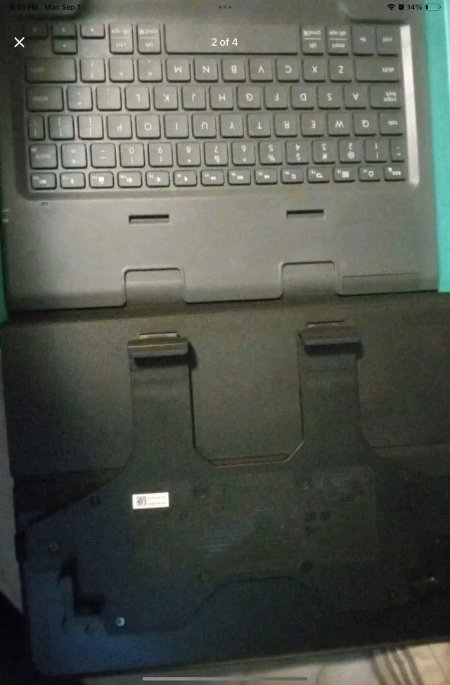 Logitech Tablet accessory folio with keyboard image indicator(3)