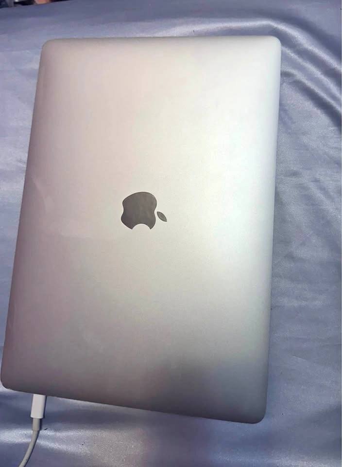 MacBook Pro (13-inch, 2020, 2 TBT3) A2289