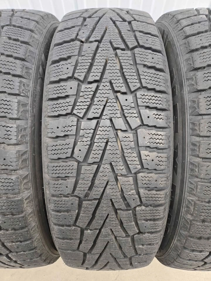 225/60/17 Winter Tire Set - photo 4
