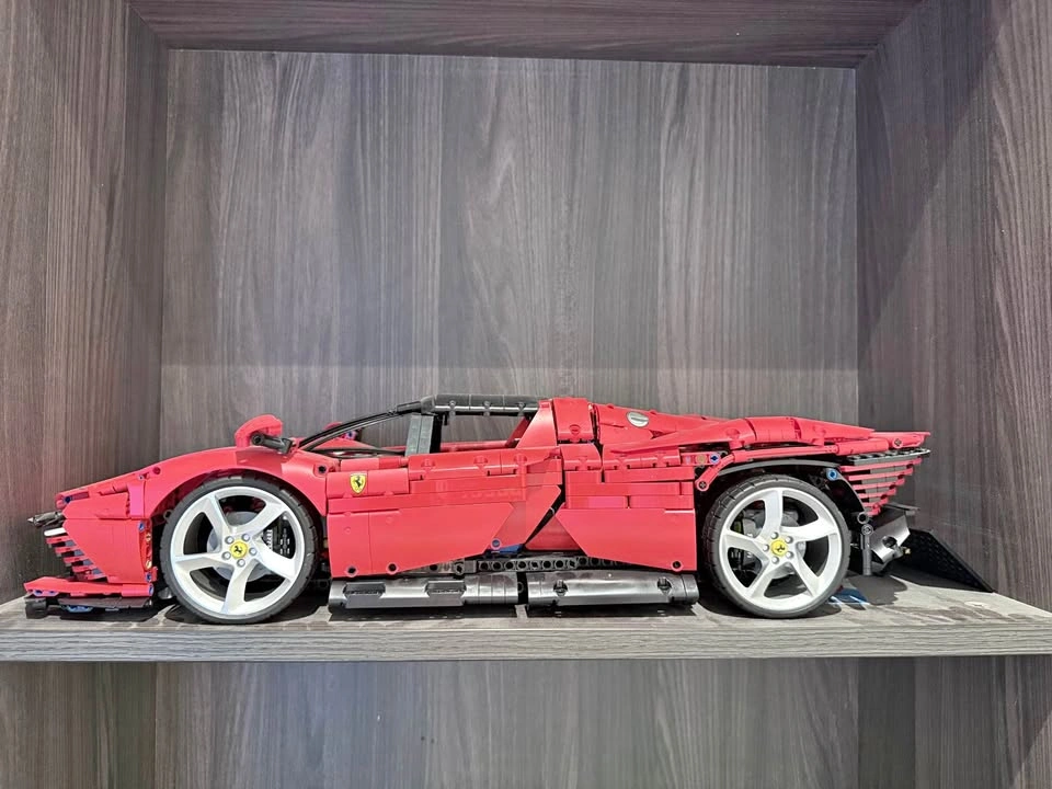 LEGO Technic Supercar Collection - Ferrari, Lamborghini, Bugatti