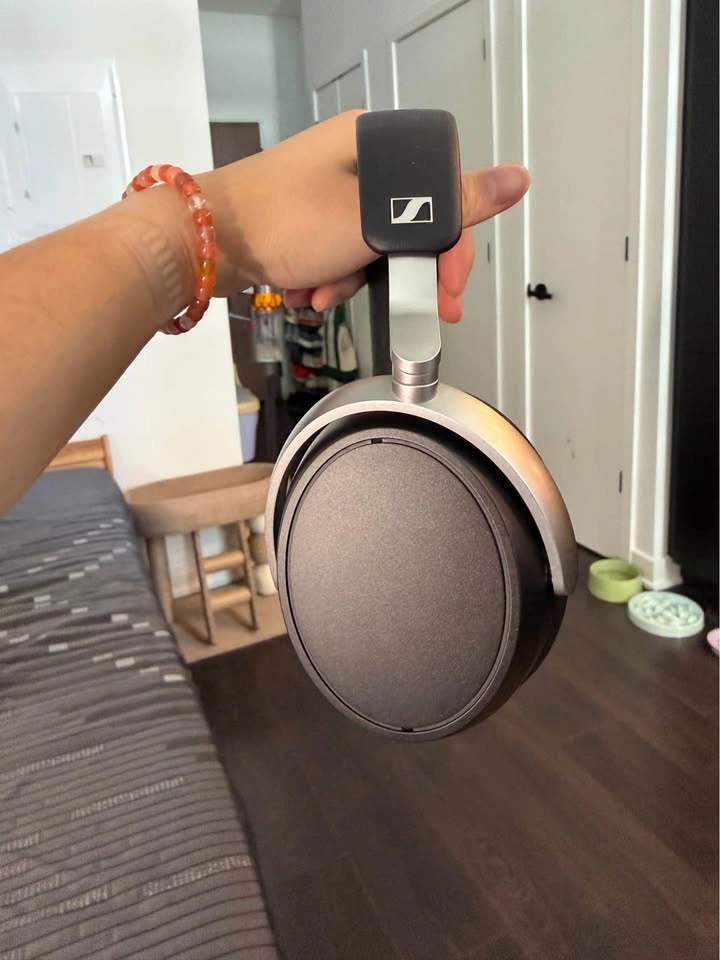 Sennheiser hdb630 - photo 2