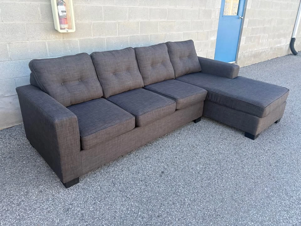 Large Grey Sectional Sofa with Chaise - Delivery Available - photo 3