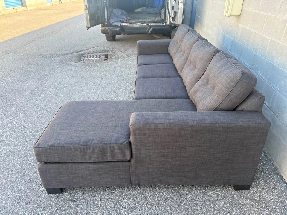 Large Grey Sectional Sofa with Chaise - Delivery Available - photo 4
