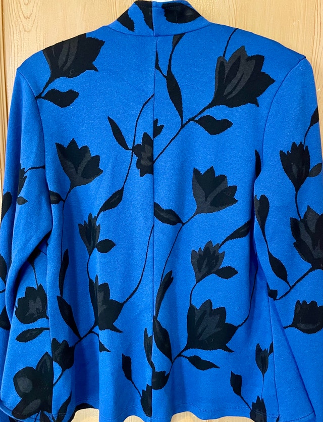 Luc Fontaine Size 8 Floral Blazer - photo 2