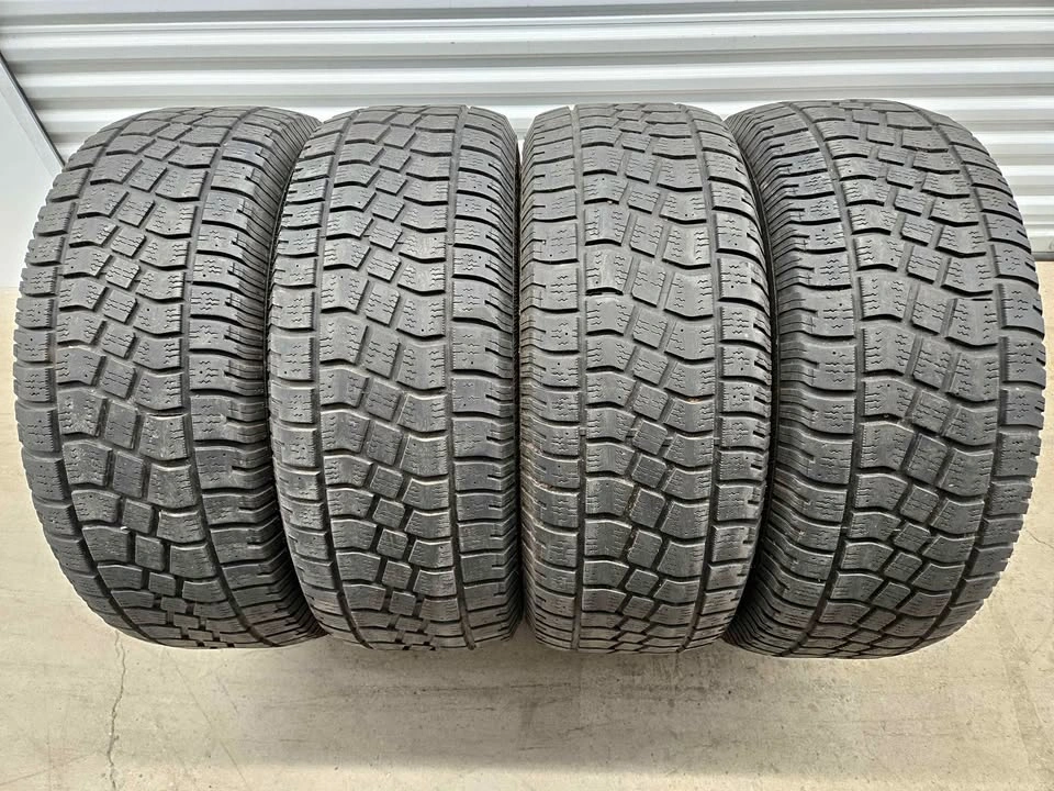 275/65R18 Hercules Avalanche Winter Tires