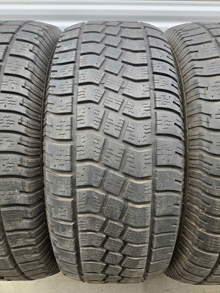 275/65R18 Hercules Avalanche Winter Tires - photo 3