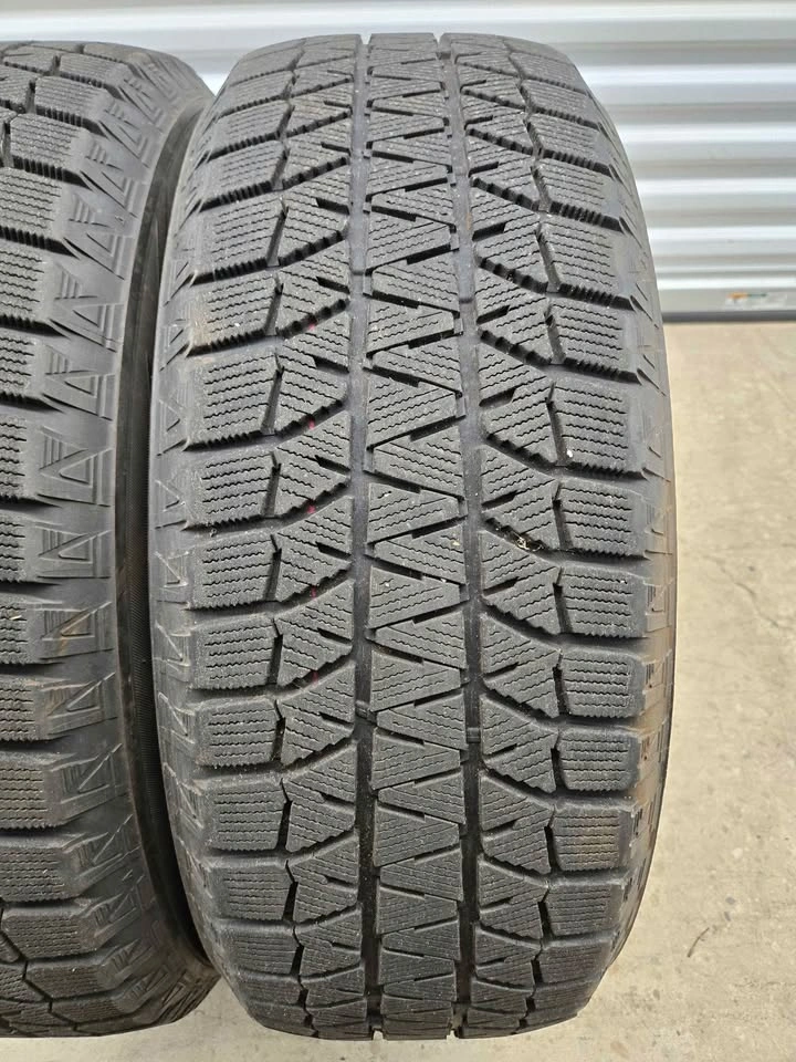 Bridgestone Blizzak Winter Tires 225/60R18 - photo 5