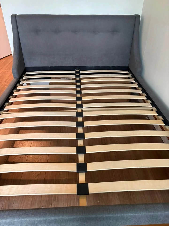 Queen Bed Frame + Mattress - photo 3