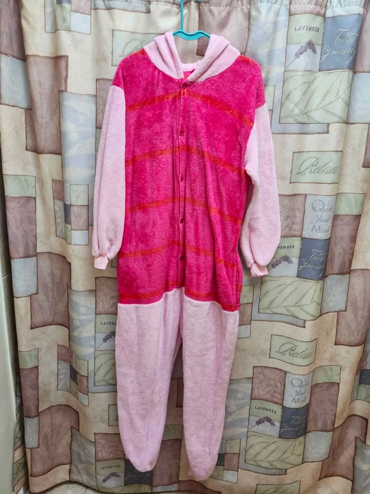 Disney's Piglet Character Onesie Costume Size L - photo 4