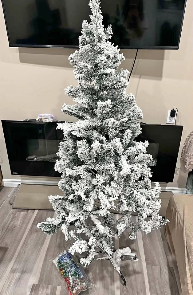 5' Flocked Artificial Christmas Tree For Halloween