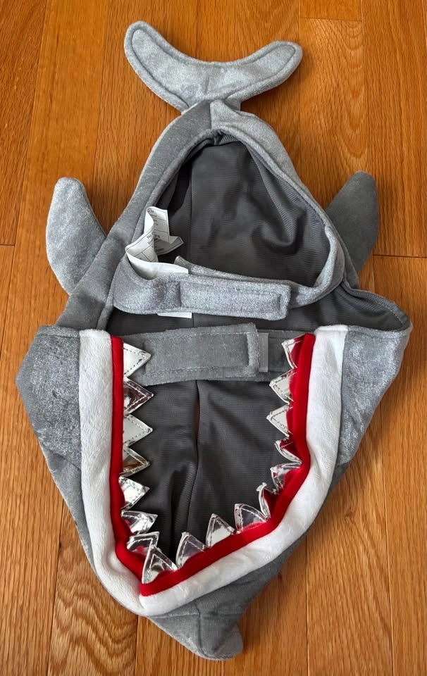 Dog Halloween Costume – Shark – M/L - photo 4