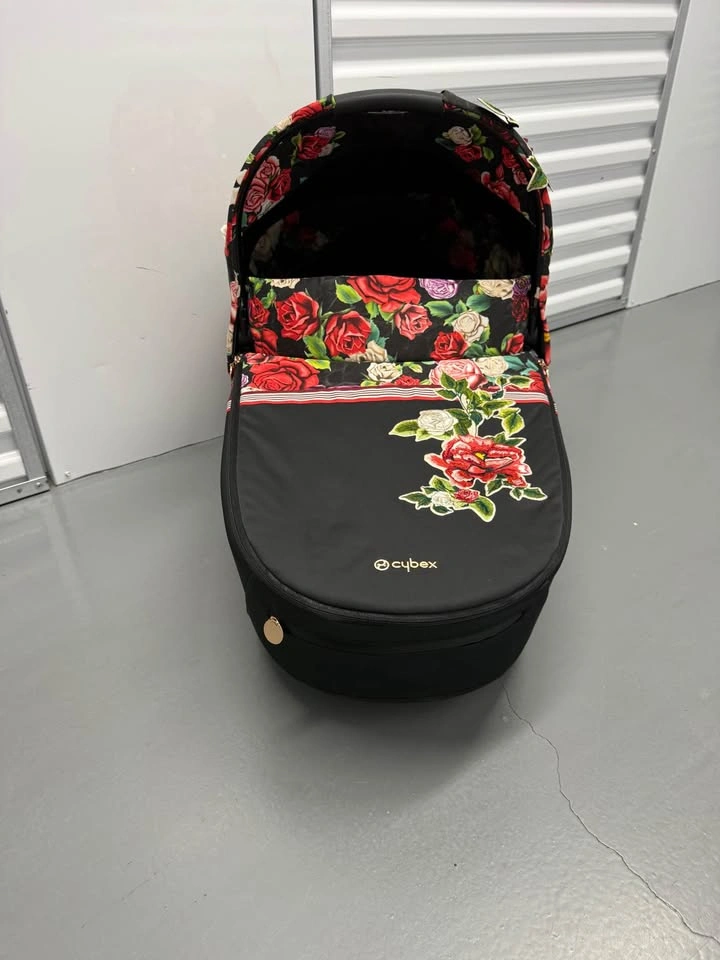 CYBEX Priam Lux Carry Cot Bassinet – Spring Blossom Dark - photo 2