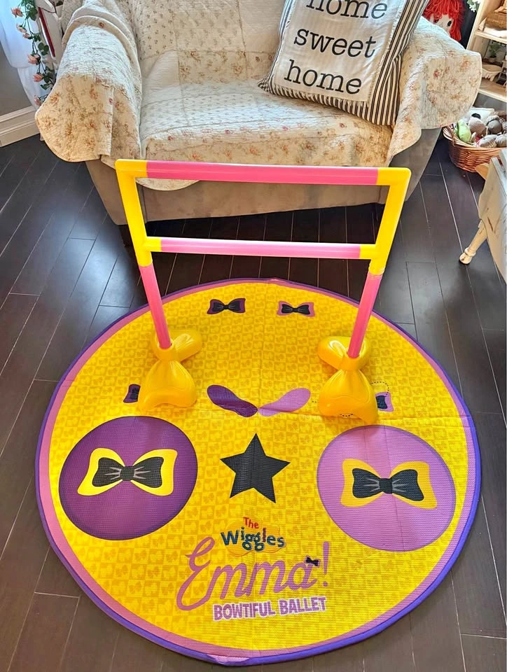 The Wiggles Emma Ballet Bar & Mat + Outfit