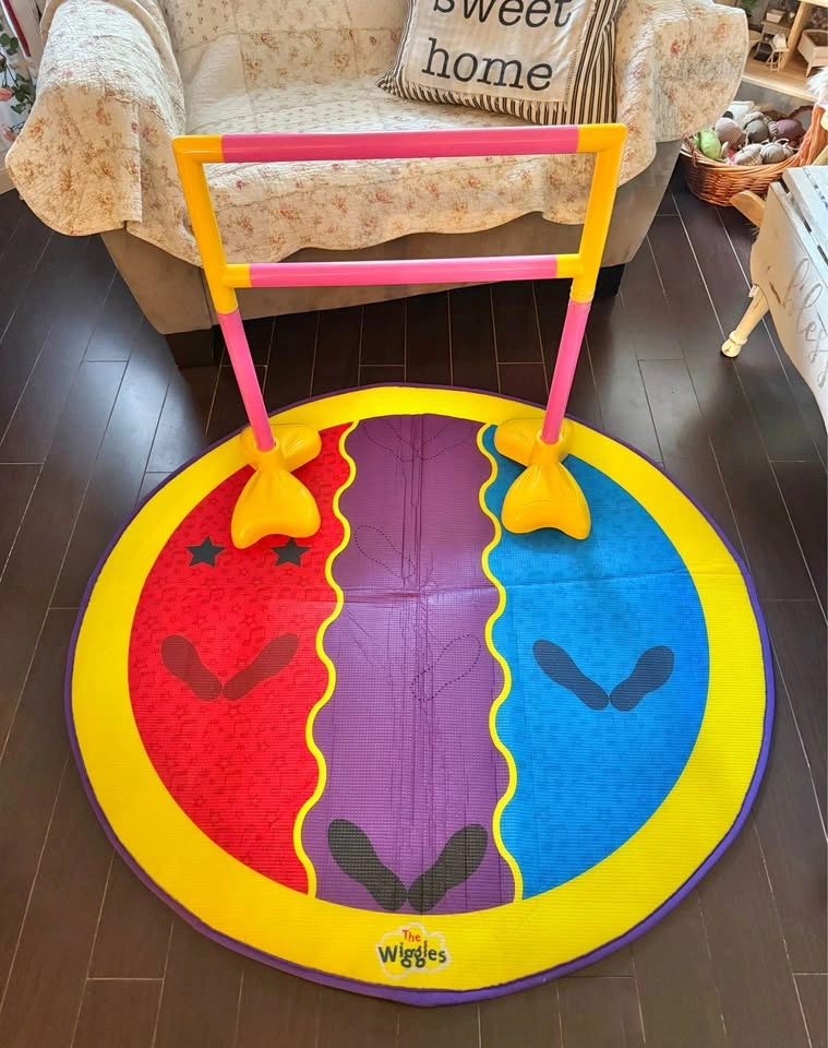 The Wiggles Emma Ballet Bar & Mat + Outfit - photo 2