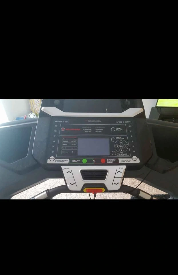 Schwinn 830 Treadmill - photo 3