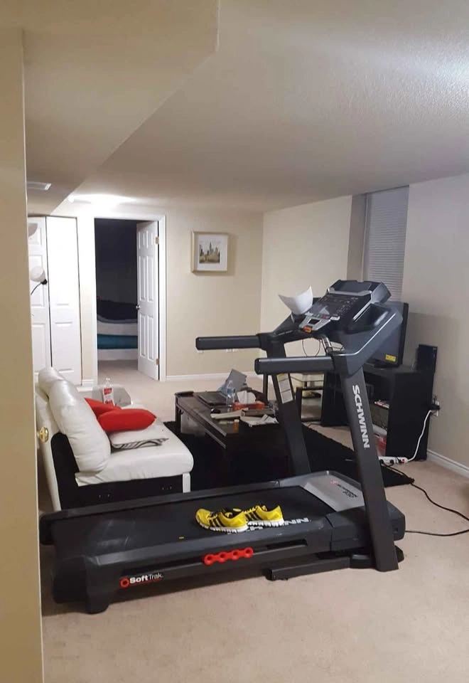 Schwinn 830 Treadmill - photo 5
