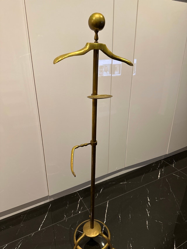 Vintage solid brass clothing valet stand - photo 5