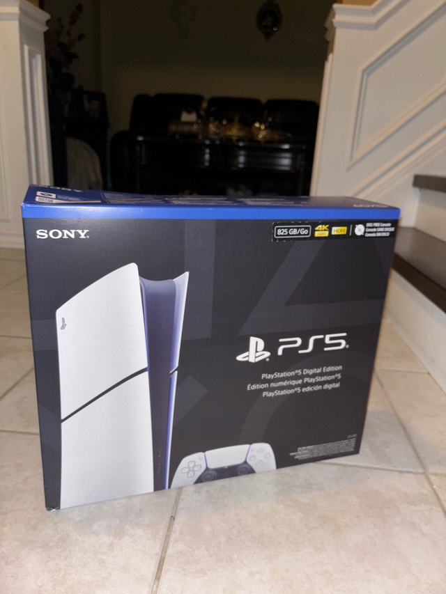 PlayStation 5 - Digital - 825gb *BRAND NEW* - photo 5