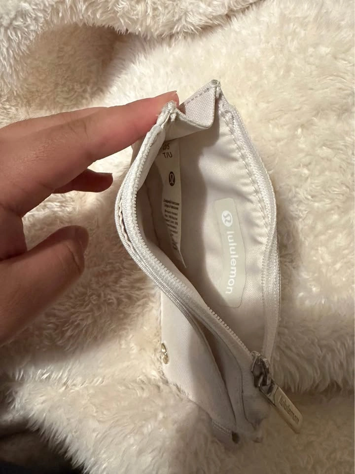 Lululemon wallet (white) - photo 4