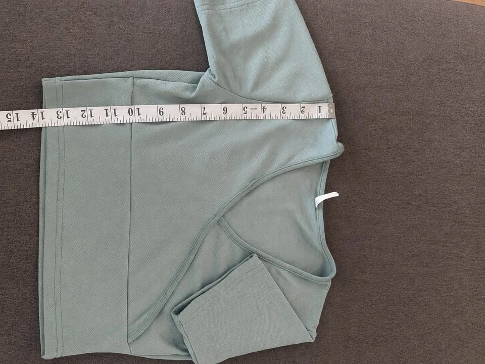 Women's Clothing Bundle - Dresses and Tops - photo 3