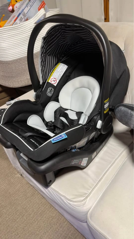 Graco SnugRide 35 Lite LX Infant Car Seat - photo 2