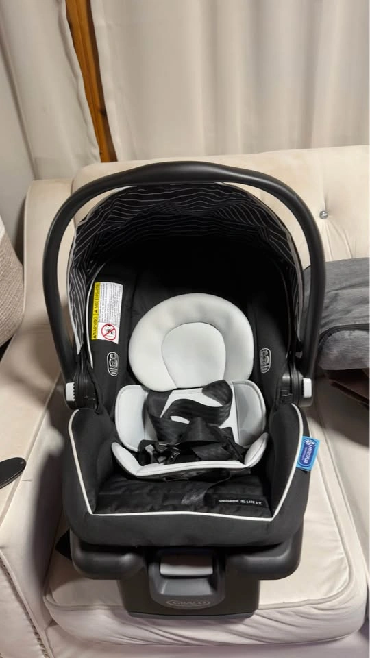 Graco SnugRide 35 Lite LX Infant Car Seat - photo 3