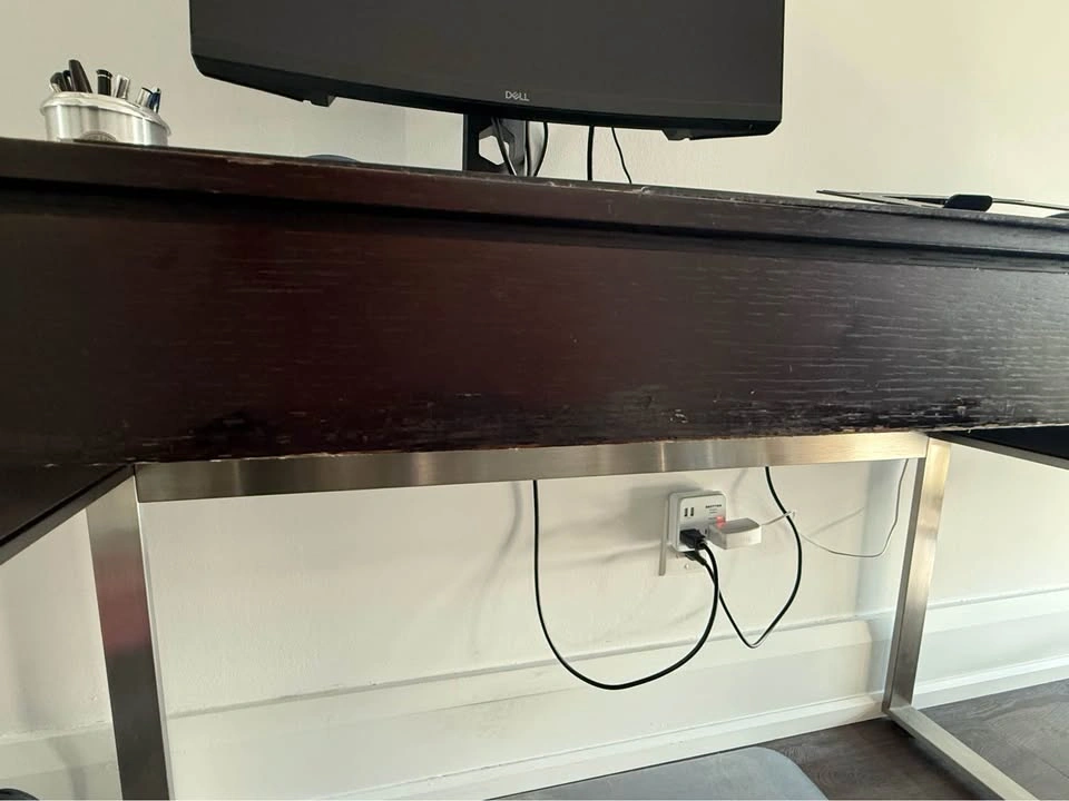 Oak wood desk with storage drawers - photo 5