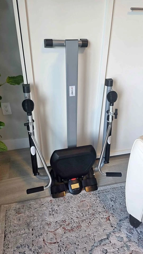 LEIKE Fitness GM60303 Rowing Machine