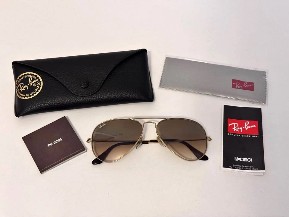 Ray-Ban Aviator Sunglasses (Gold/Brown Gradient) – Like New