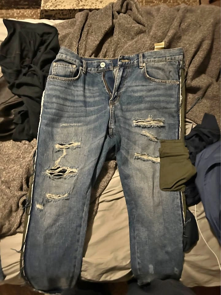 Gianni Lupo distressed cargo jeans