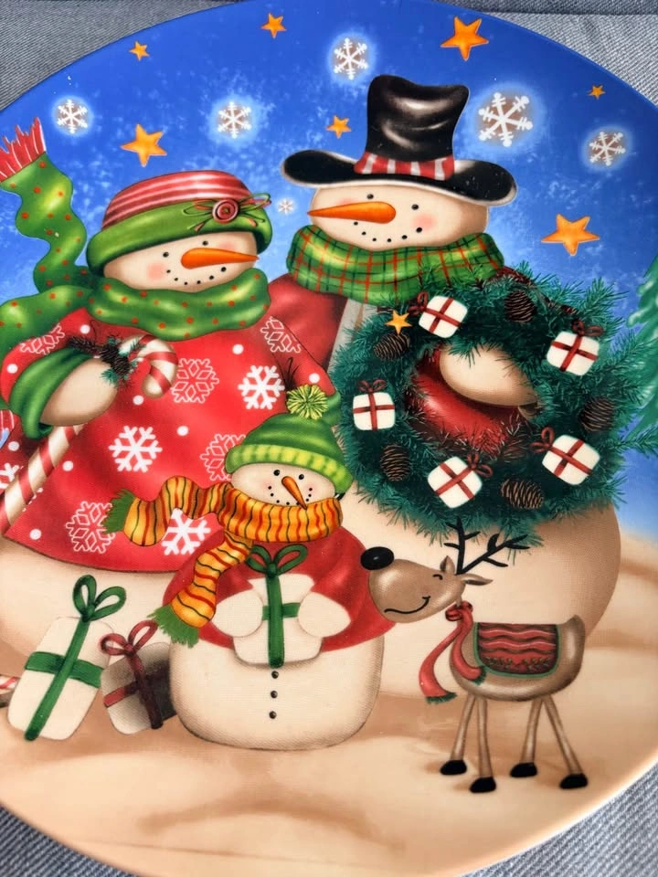 Christmas Snowman Family Porcelain Plate and Cake Servering Set - photo 2