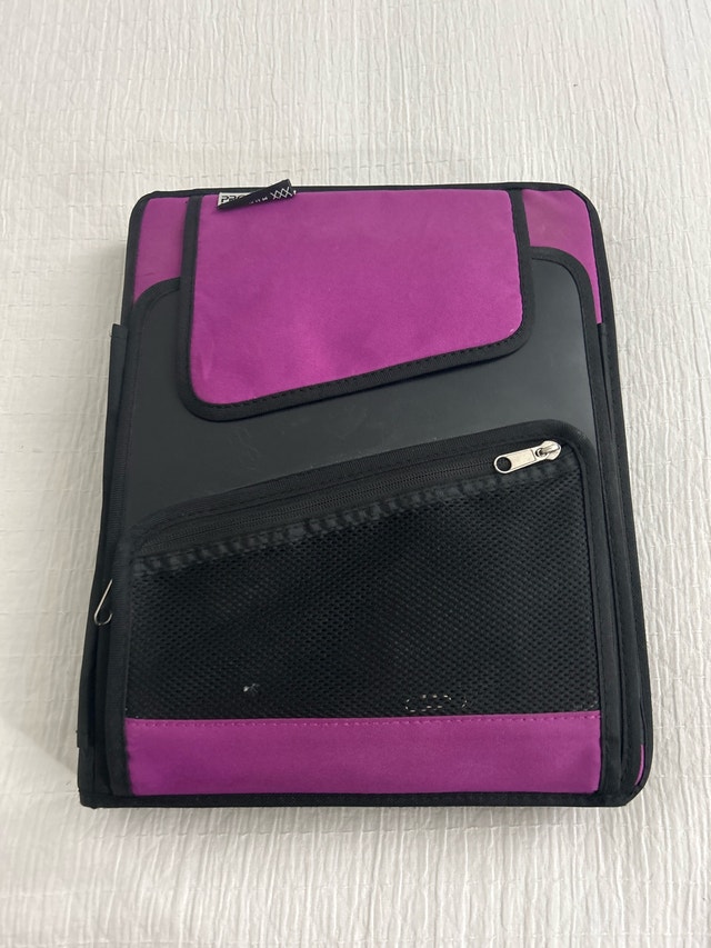 Five Star Zipper Binder