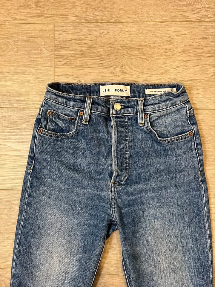 DENIM FORUM ‘The Yoko High Rise Slim’ Jeans - Size 24 - photo 2