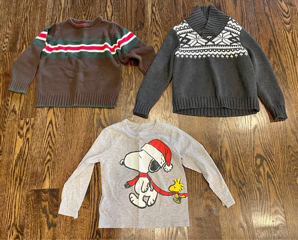 4T Holiday Sweaters/Shirt thumbnail