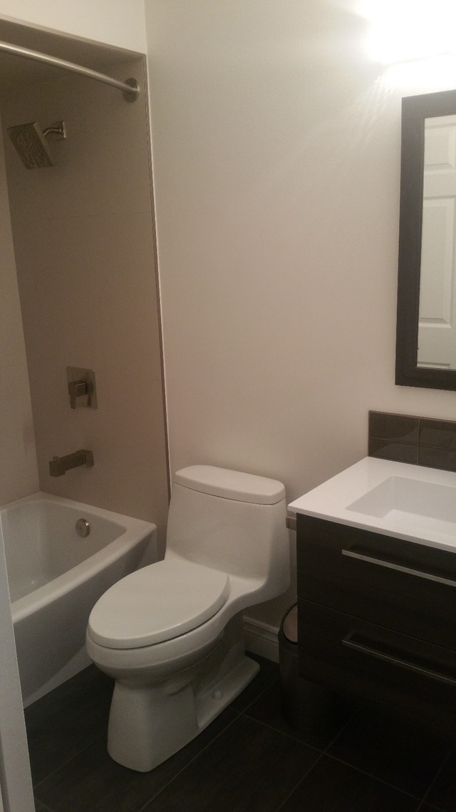 Dundas & Trafalgar/Glenashton - Room near Sheridan and Walmart - photo 5