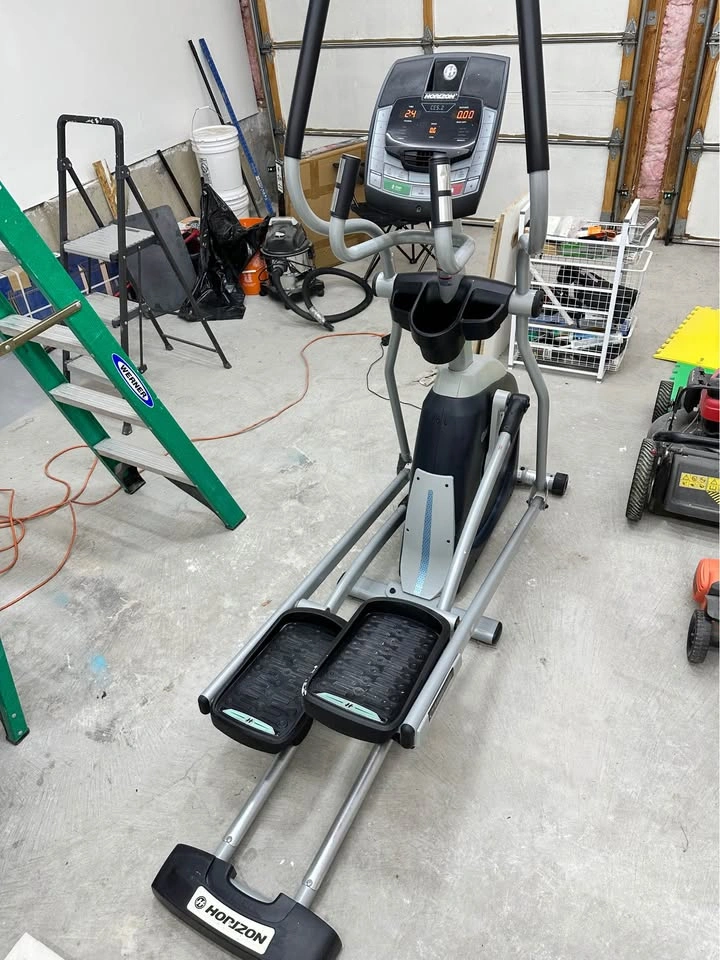 Horizon CE5.2 Elliptical - photo 3