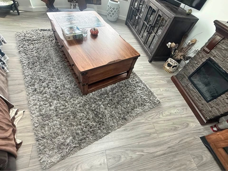 8 x 10 Grey Shag Rug