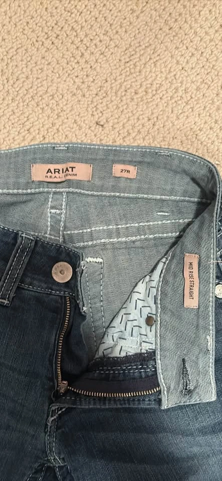 Ariat R.E.A.L. Denim Mid Rise Straight Jeans Size 27R - photo 3