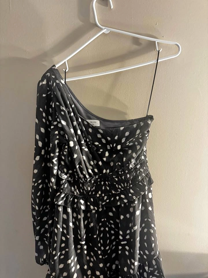 Grey fawn print one shoulder dress