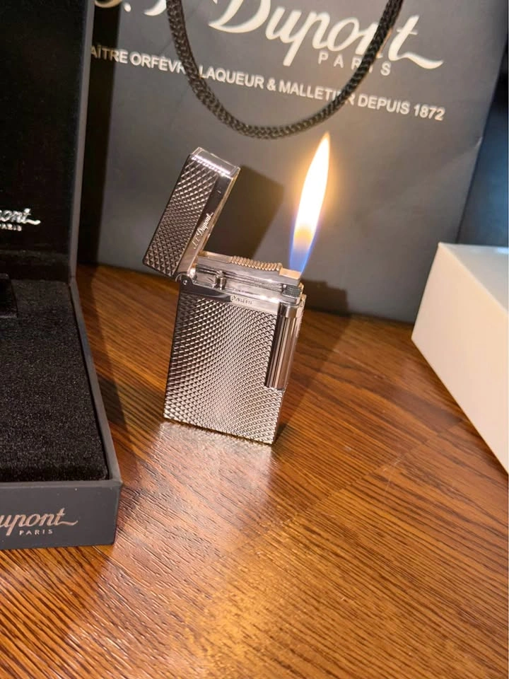 ST DuPont Ligne 2 Lighter