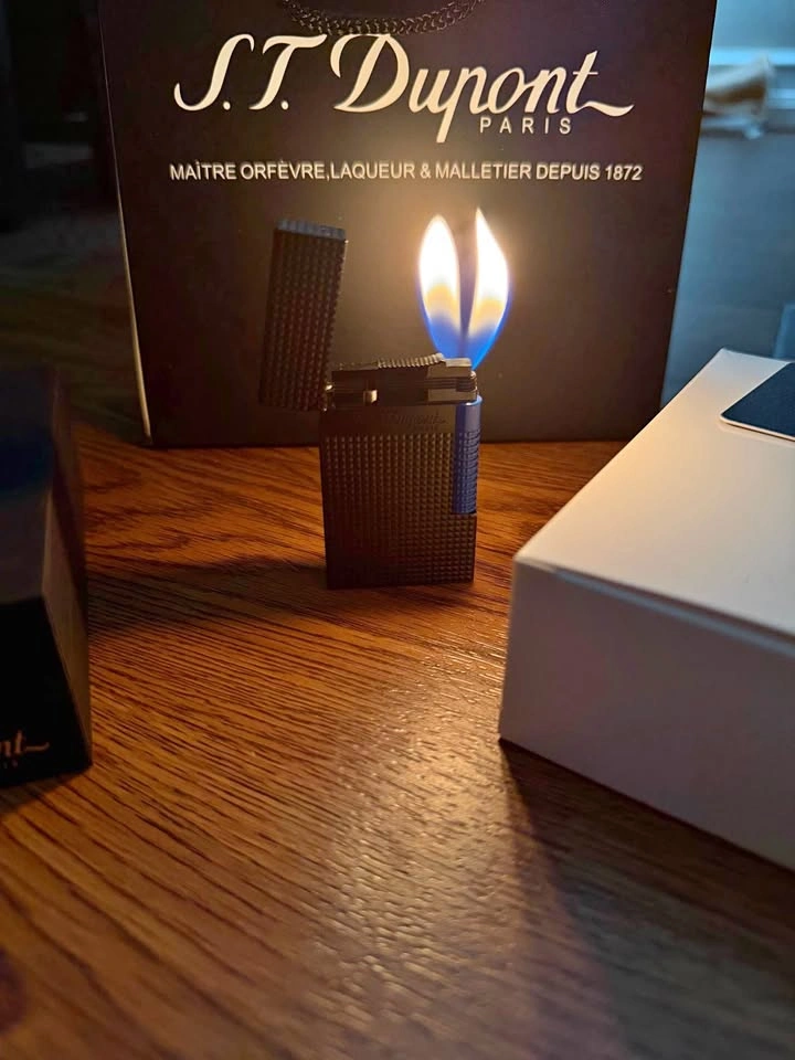 ST DuPont Ligne 2 Lighter