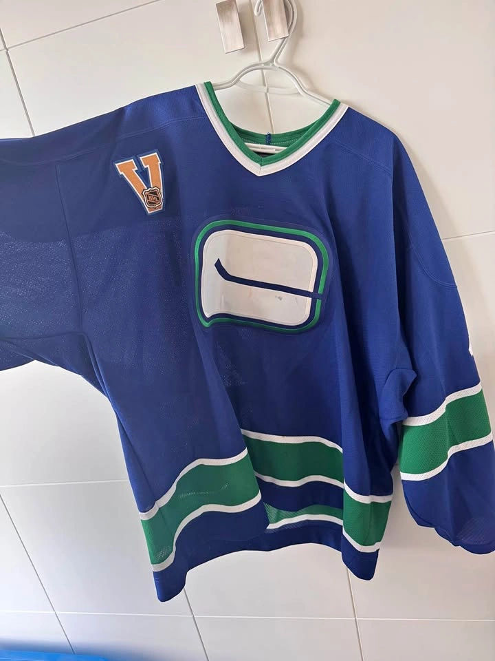 Official Vancouver Canucks jersey bertuzzi