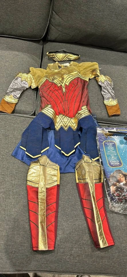 Wonder Woman 7-Piece Child Medium Costume