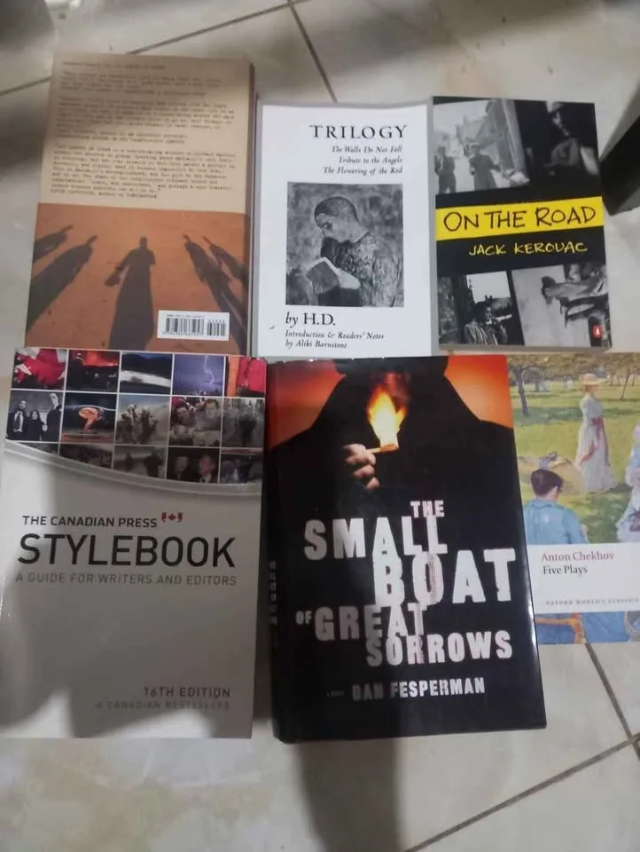 Best-Seller Books for Sale! image indicator(5)